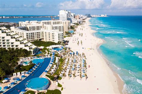 Cancun .